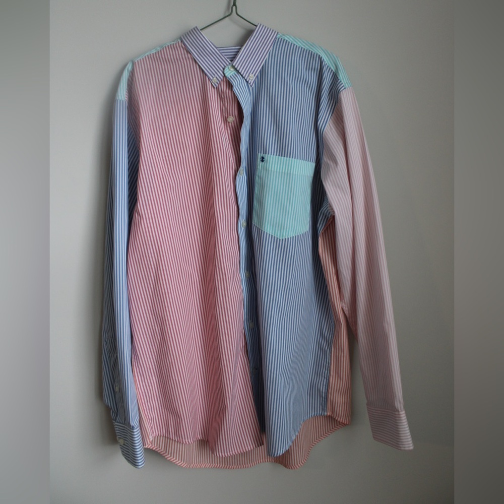 Izod Button Down